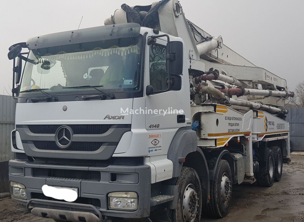 Waitzinger  alustalla Mercedes-Benz Axor 4140 betonipumppu