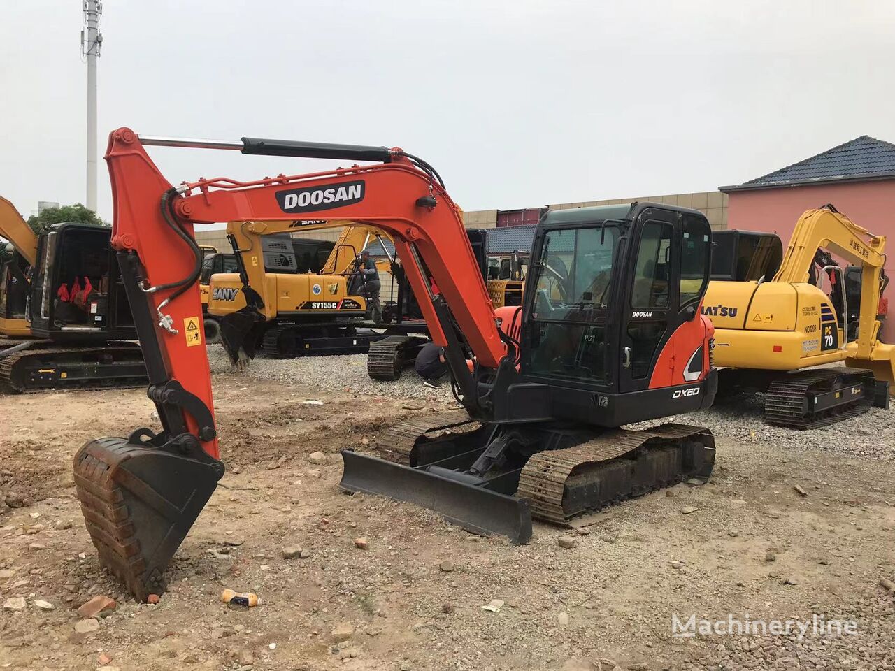 Doosan DX60 minikaivinkone