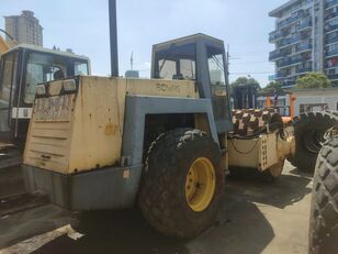 BOMAG BW219 tiejyrä